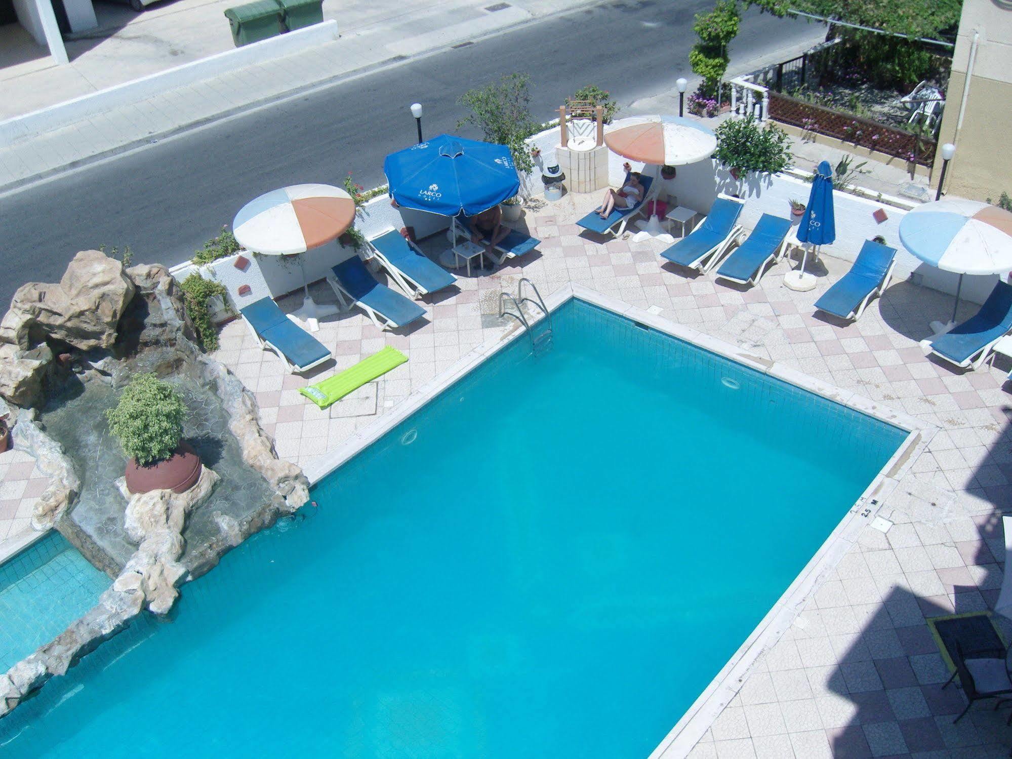 Best Western Plus Larco Hotel Ларнака Екстериор снимка